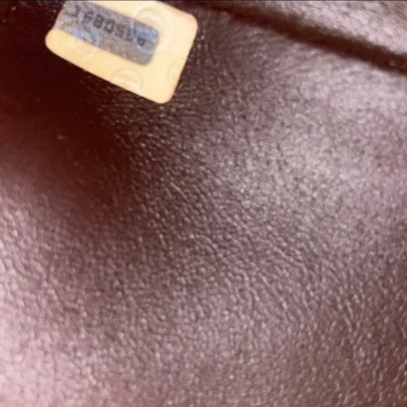 Chanel Double Flap (Medium Tall) - Picture 6 of 9